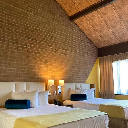 The Lodge Luxury Resort At Lake Harmony Exterior photo